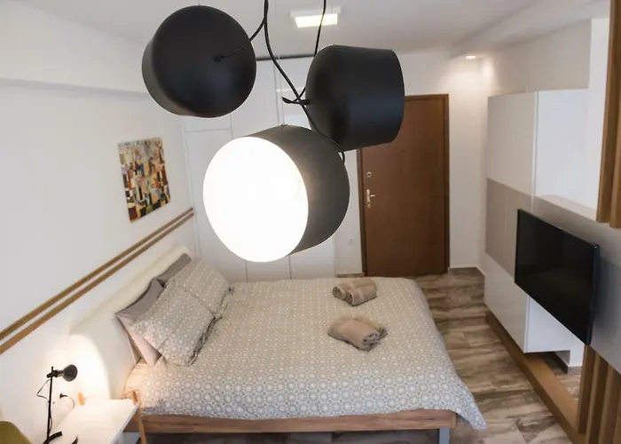 Violet #colony_white_tower *